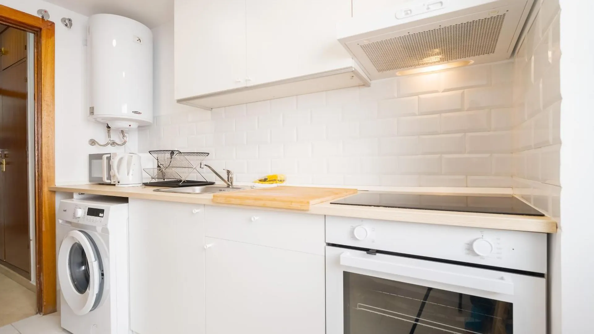 Bright Apt. Puerta Osario 3 Bedrooms 2 Bathrooms Seville